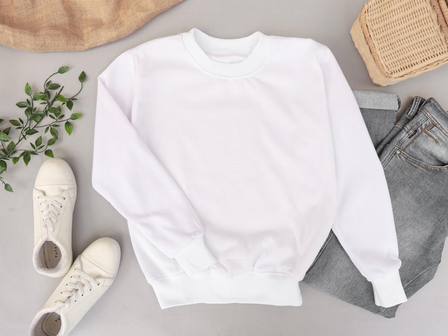 Plain crewneck sweatshirt